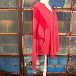 Free People Callisto Henley Top – Hot Berry Cotton Blend with Blouson Sleeves